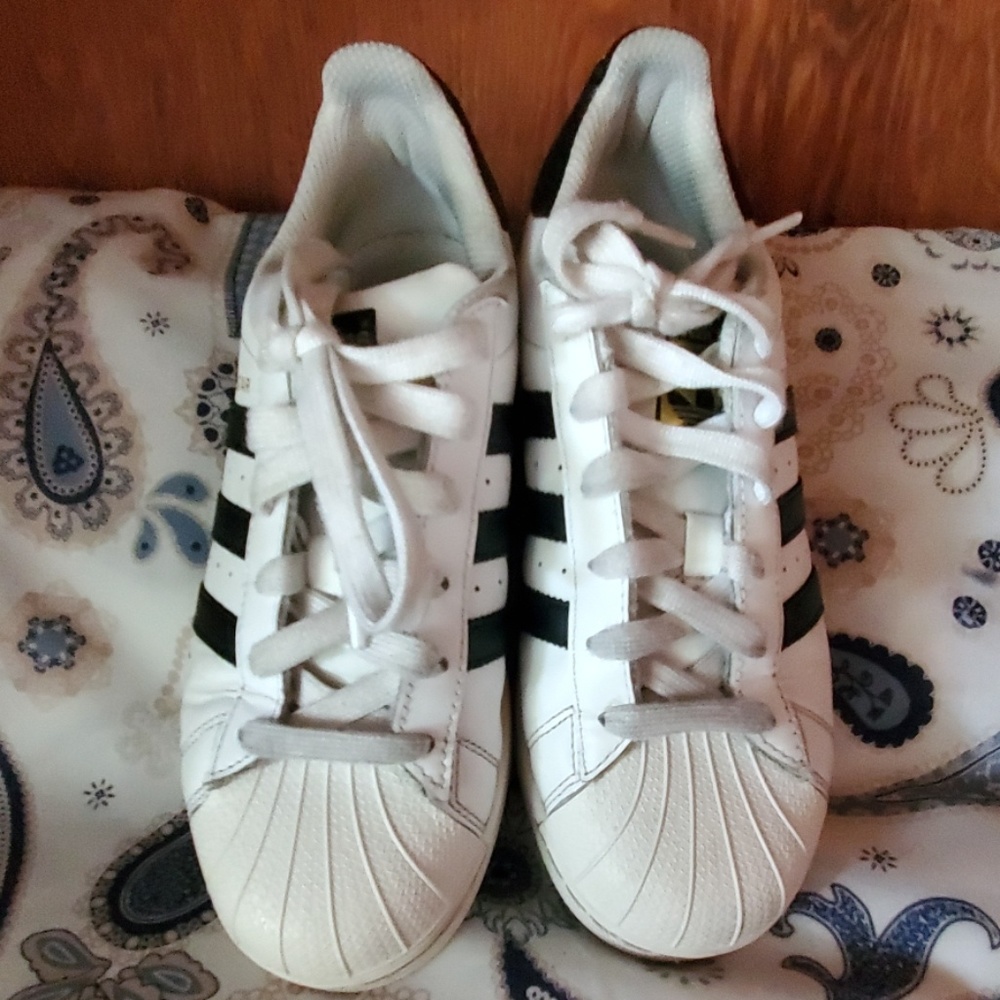 ADIDAS - Picture 5 of 8